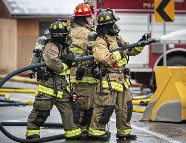 Fire crew's allday battle can't save Chimayó post office Local News