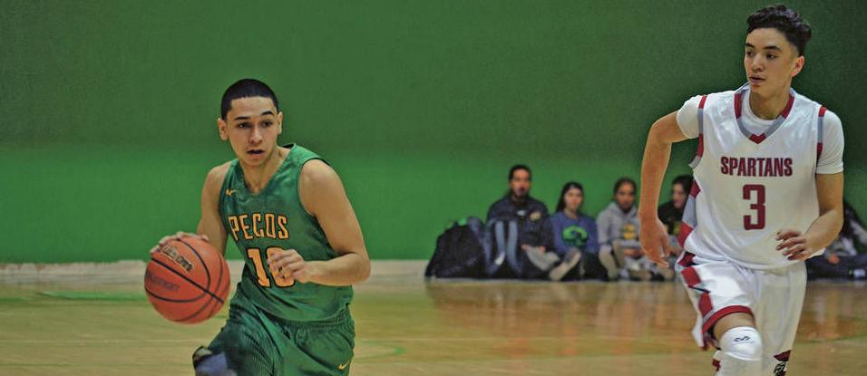Bernalillo S Two Headed Monster Dominates In 71 68 Win Over Pecos