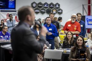 Only two GOP governor candidates clear ballot threshold at convention