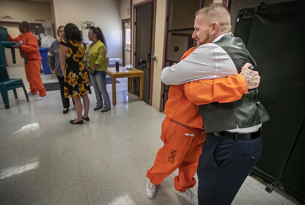 Mexico Inmate New Mexico inmates graduate from peer support program | Local News ...
