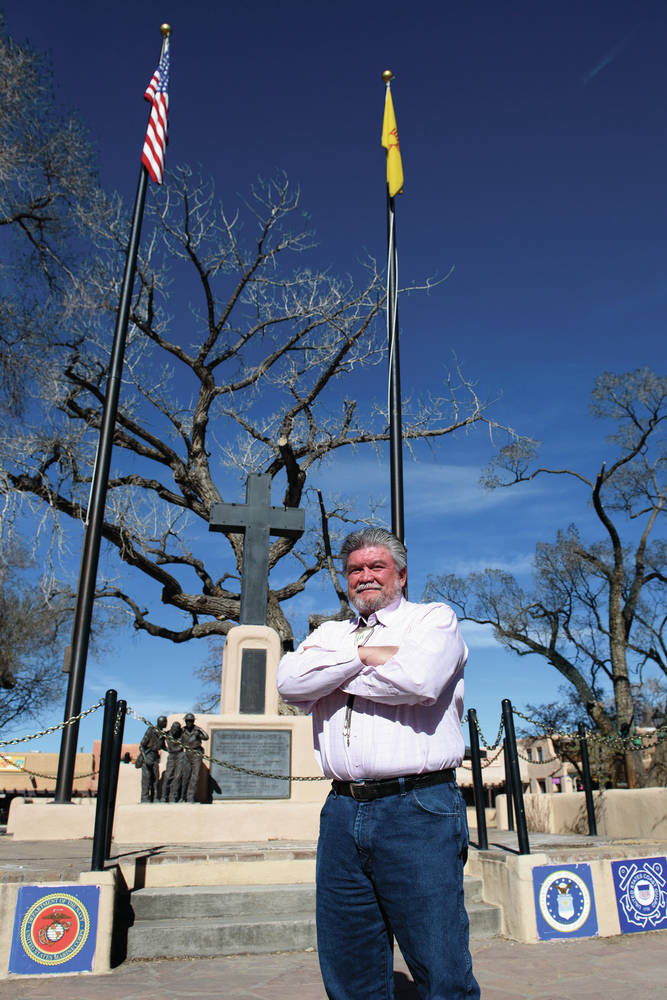 Memorial Cross On Taos Plaza Resurrects Church-state Debate | Local ...