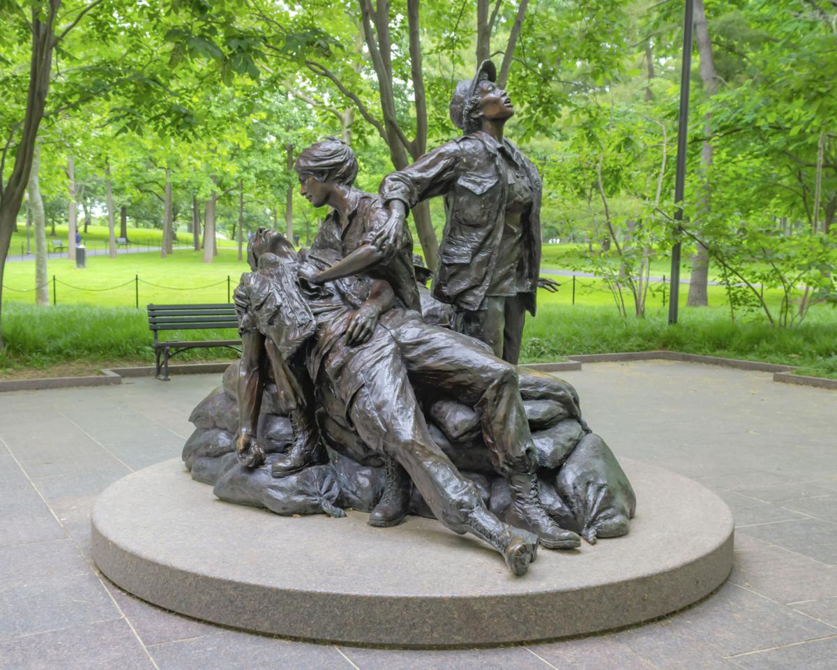 A Journey Of Remembrance Glenna Goodacre S Vietnam Women S Memorial Sculpture Art Santafenewmexican Com