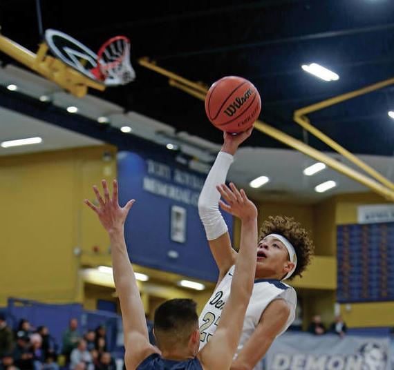 Demons Struggle To Matchup With Rio Rancho Beaten 75 64 Sports