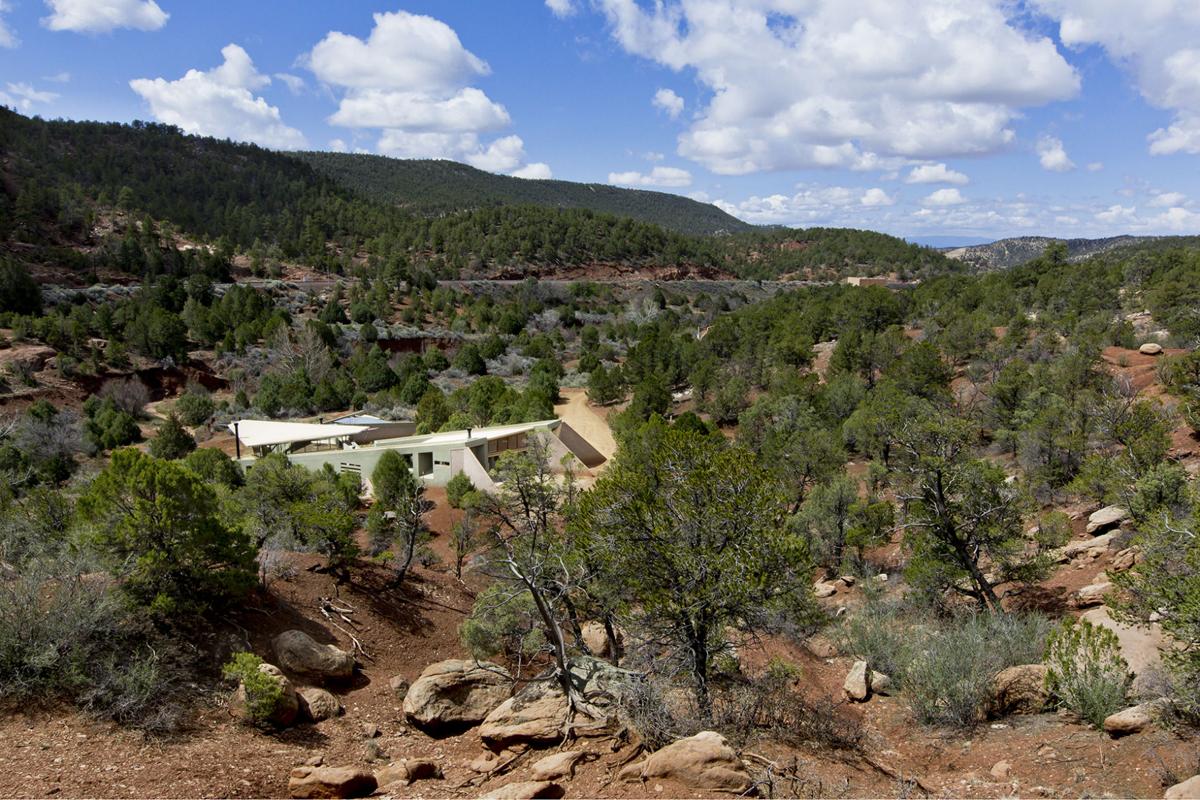 An experience of a house in Glorieta Home/Real Estate