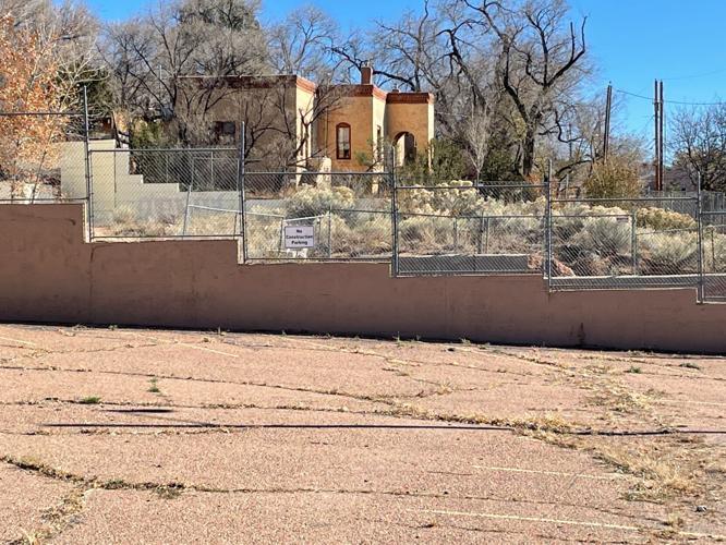 Condos proposed for land at Paseo de Peralta near Lodge Road