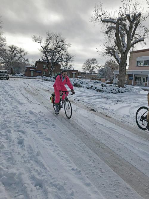 Wintry blast brings out snow artists on Santa Fe Plaza