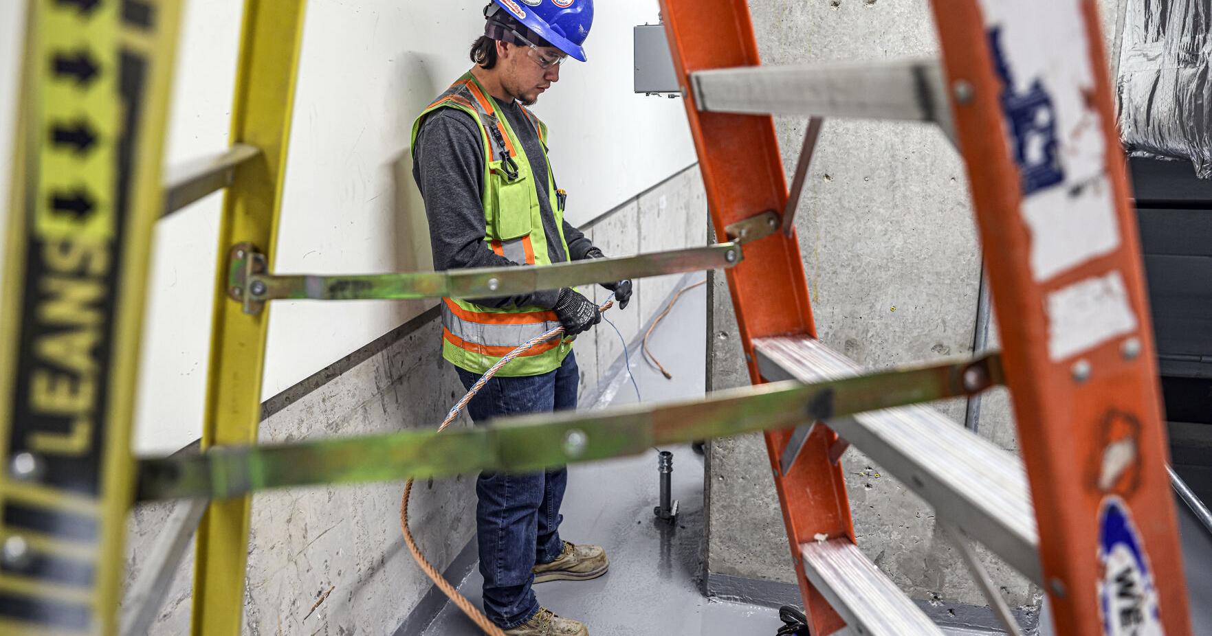 'Future of health care': UNM Hospital tower touts expanded ICU, emergency department - Vimarsana News