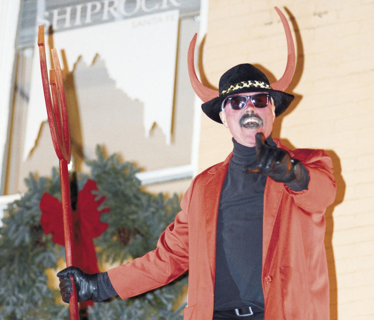 Santa Fe News >> Devils Cast Out Of Santa Fe Plaza Holiday Pageant Local Santa Fe News >> Devils Cast Out Of Santa Fe Plaza Holiday Pageant Local