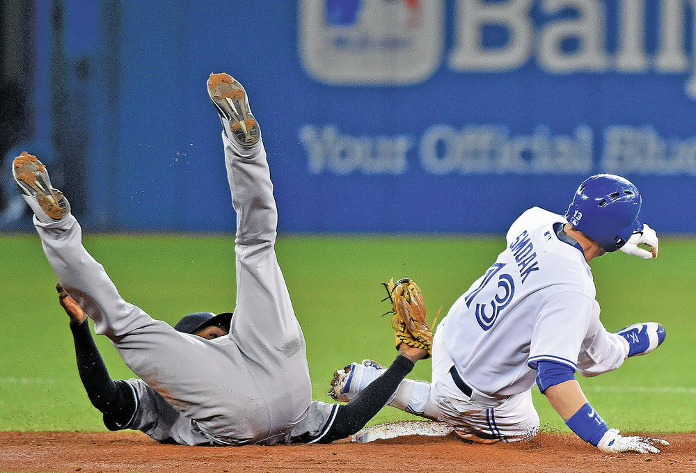 Greg Bird hits tiebreaking HR in 10th as Yankees beat Blue Jays 6-4