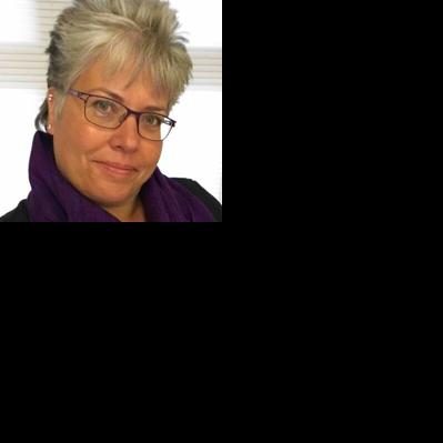 Santa Fe school district hires Rhonda Gardner as deputy superintendent
