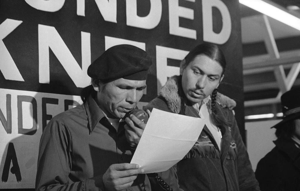 american-indian-movement-co-founder-led-1973-takeover-of-wounded-knee