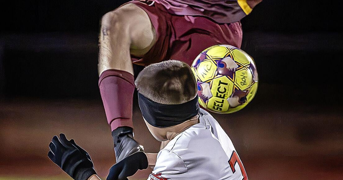 Phoenix overcome Dragons' goalkeeper to advance to 1A/3A quarterfinals