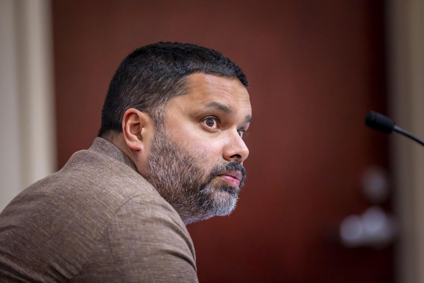 Lawyer for Santa Fe suspect in sword slaying asks judge to toss case ...