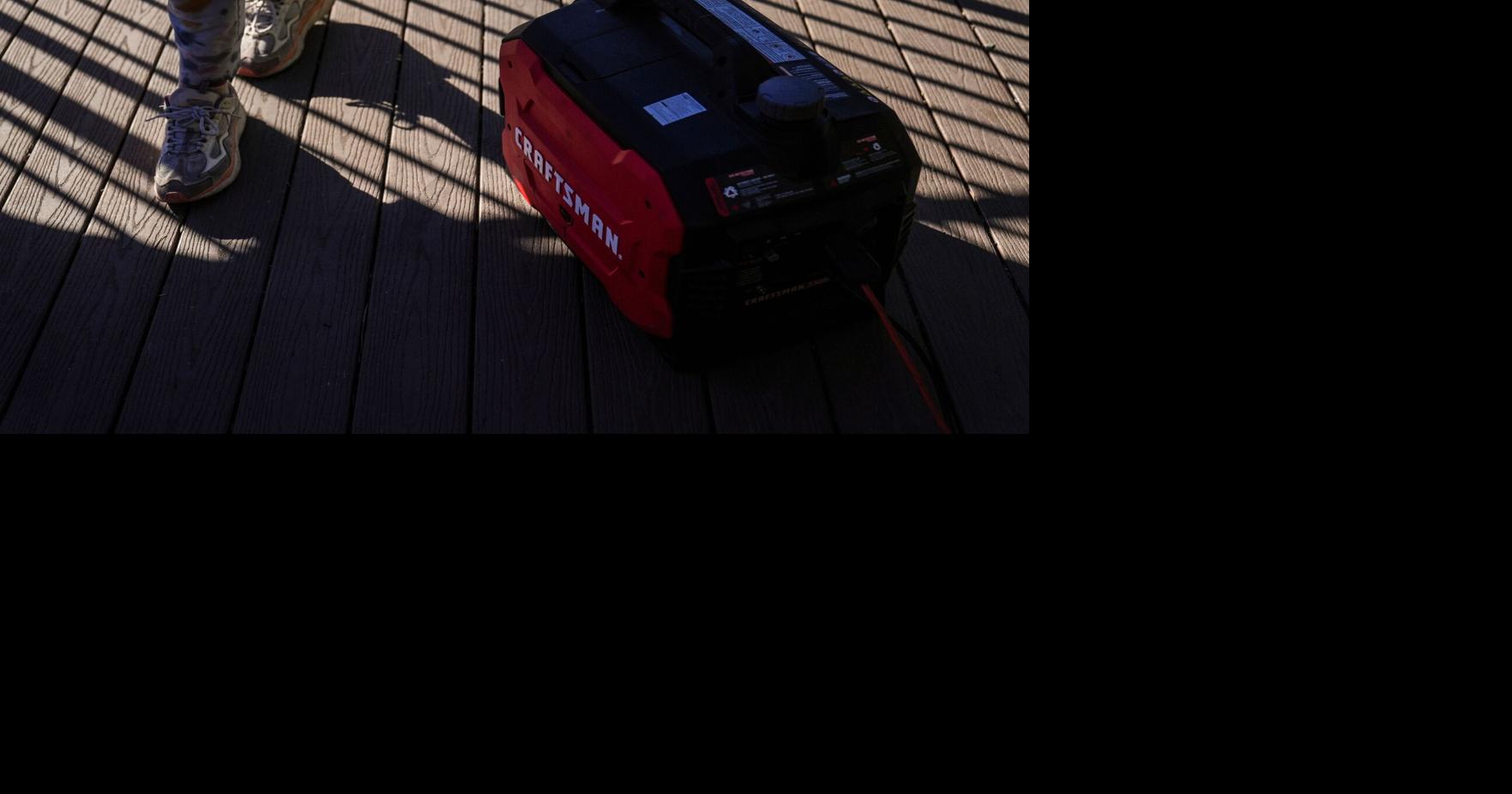Battery bank or generator? How to choose the best backup power for your home during an outage