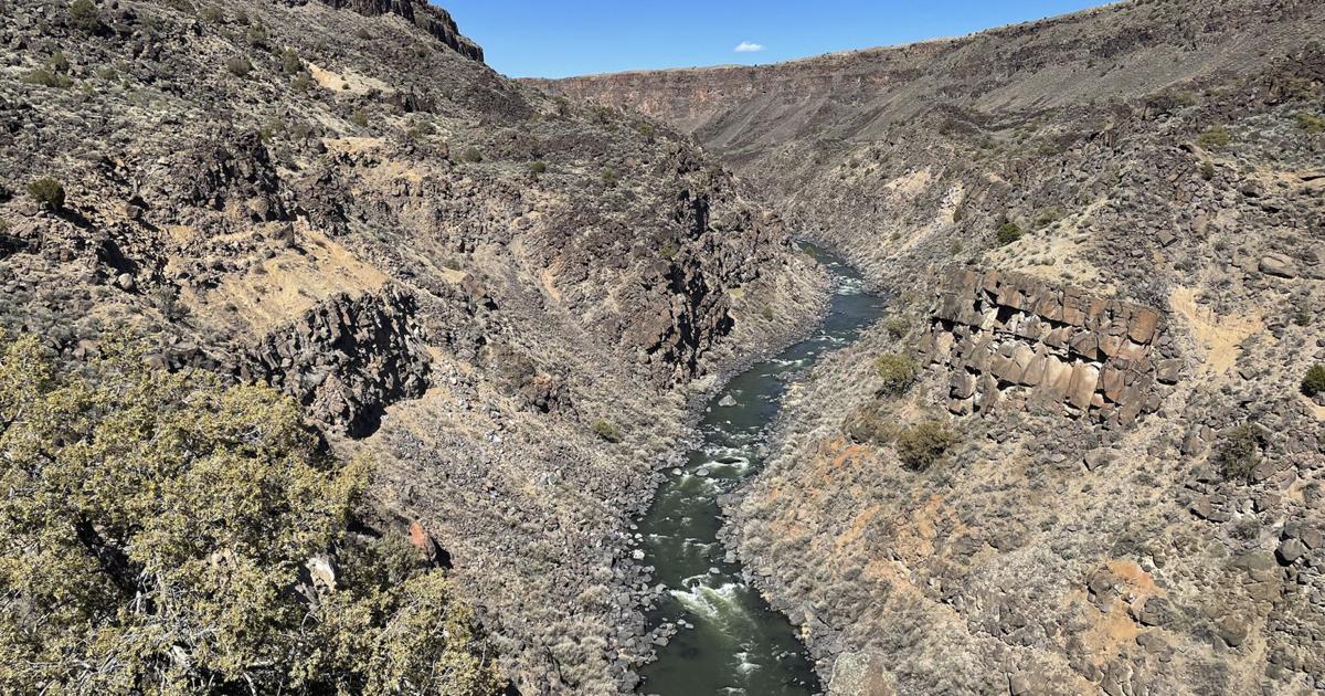 Getting To Know The Rio Grande Gorge By Trail Adventure Santafenewmexican Com Getting To Know The Rio Grande Gorge By Trail Adventure Santafenewmexican Com
