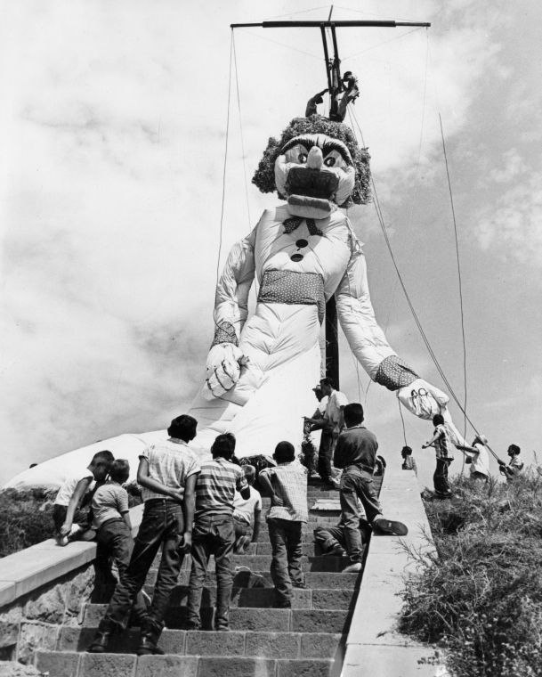 Where there’s smoke Embattled Zozobra returns to his roots