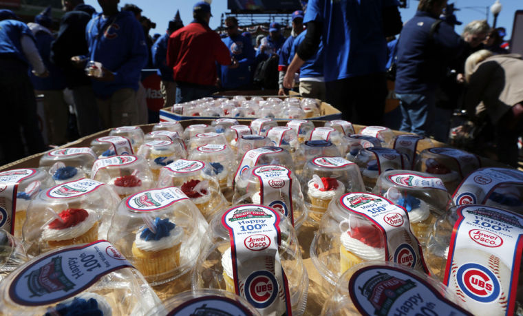 The Sporting Statues Project: Ernie Banks: Chicago Cubs, Wrigley Field,  Chicago, IL