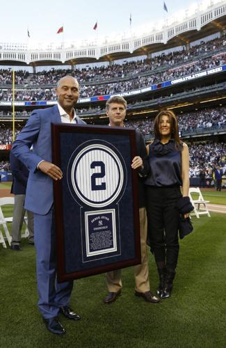 Derek Jeter's No. 2, Never to Be Seen Again on Pinstripes at Yankee Stadium  - The New York Times