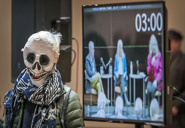 040423 jw lanl meeting3.jpg