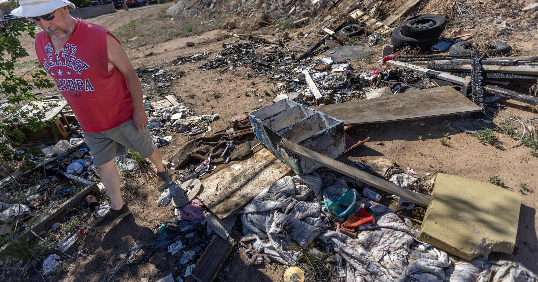 County advises Valle Vista residents to revitalize homeowner's association to combat open space dumping - Vimarsana News