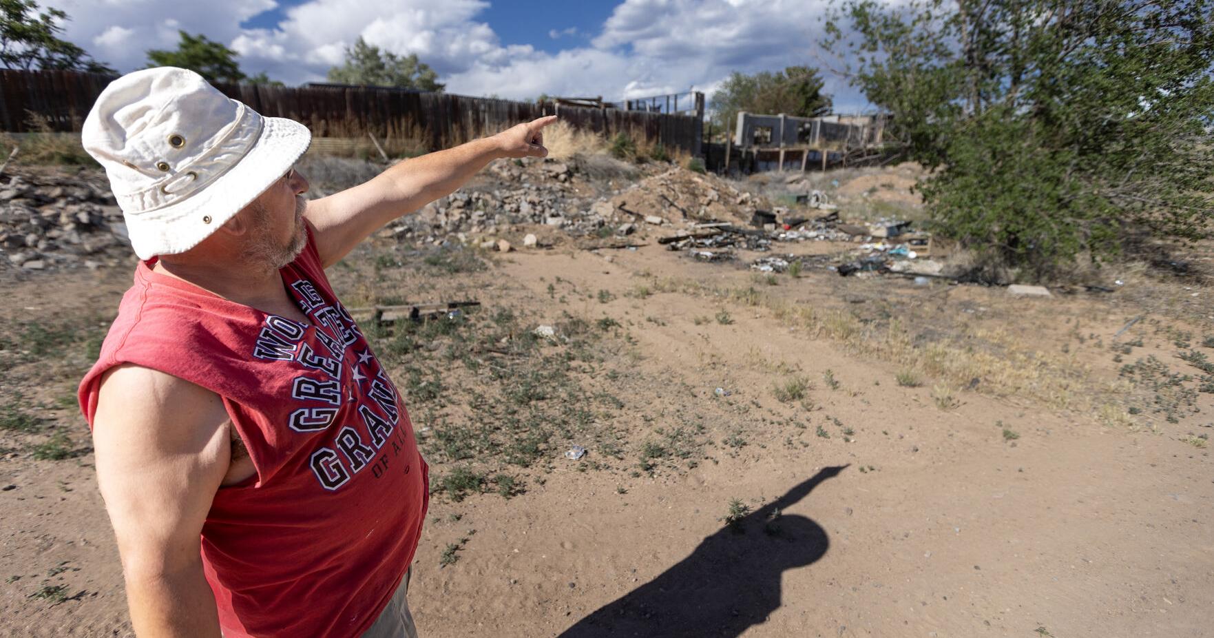 County advises Valle Vista residents to revitalize HOA to combat dumping - Vimarsana News