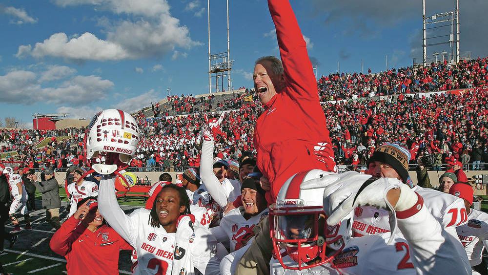 As Davie Set To Coach Final Game He Leaves Unm With Mixed Tenure Bookended By Losing Seasons Sports Santafenewmexican Com