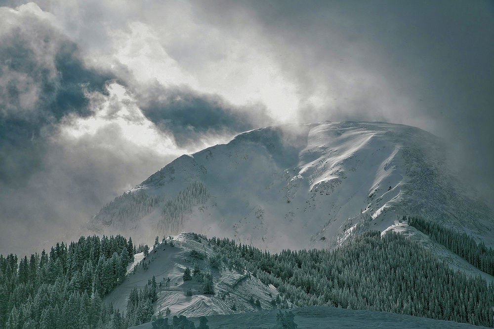 As opening day nears, Taos Ski Valley readies lift to Kachina Peak