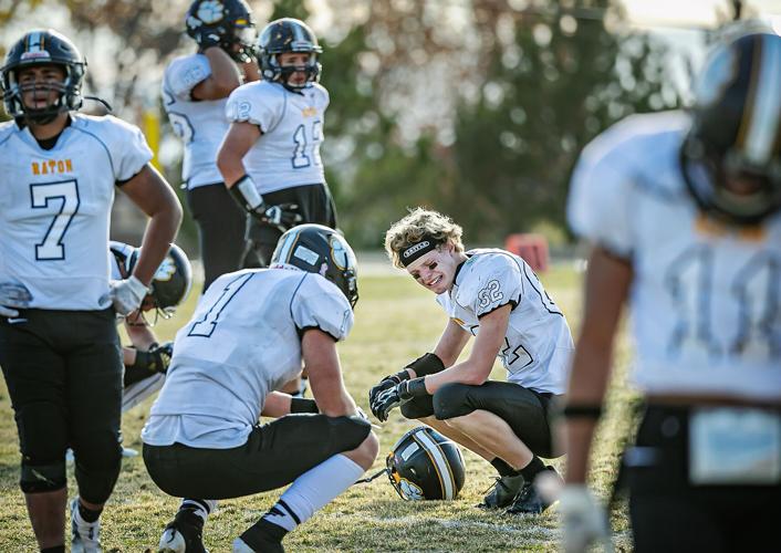 Horsemen stop No. 1 Raton 70 to reach title game Sports