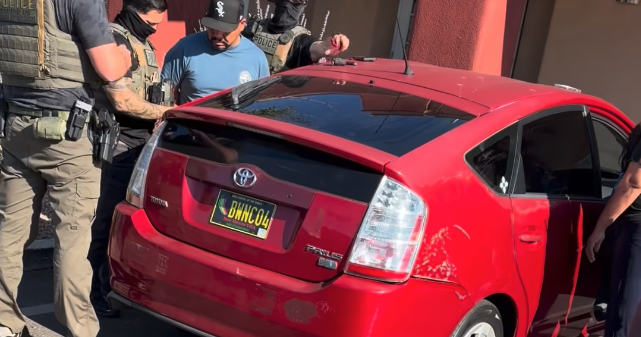 3 people arrested by immigration agents on Santa Fe's south side