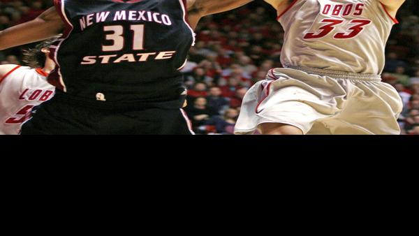 Ncaa Basketball Danridge Dunks Highlight Lobos Victory Over In