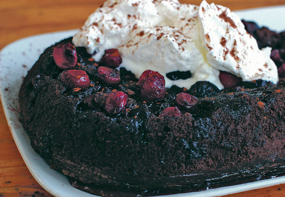 Slow Cooker Marvel Combines Brownies Pudding Taste The Santa Fe Dining Scene Santafenewmexican Com