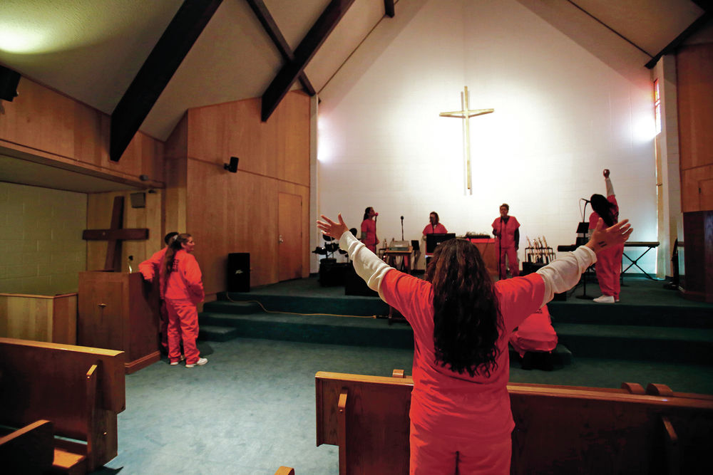 Complaints of overcrowding plague Springer women’s prison Local News