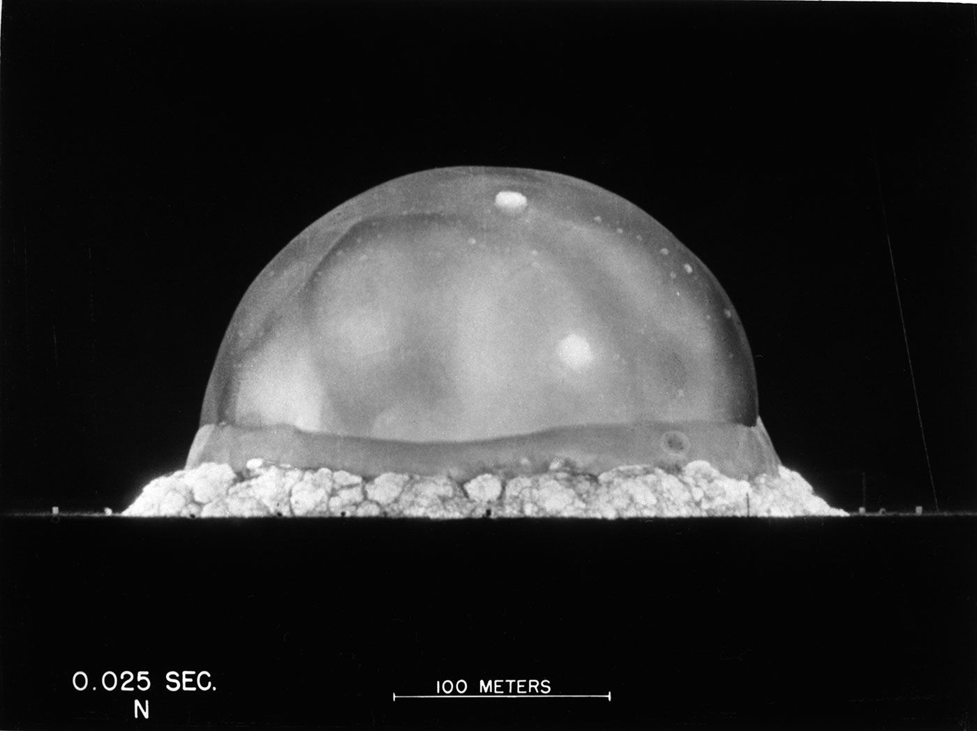 Nuclear Death　3枚 Two Public Commemorations of the 80th Anniversary of the