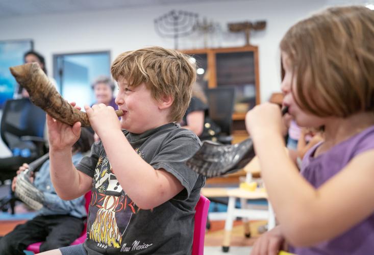 Shofarmaking kicks off kids club at new Santa Fe Jewish