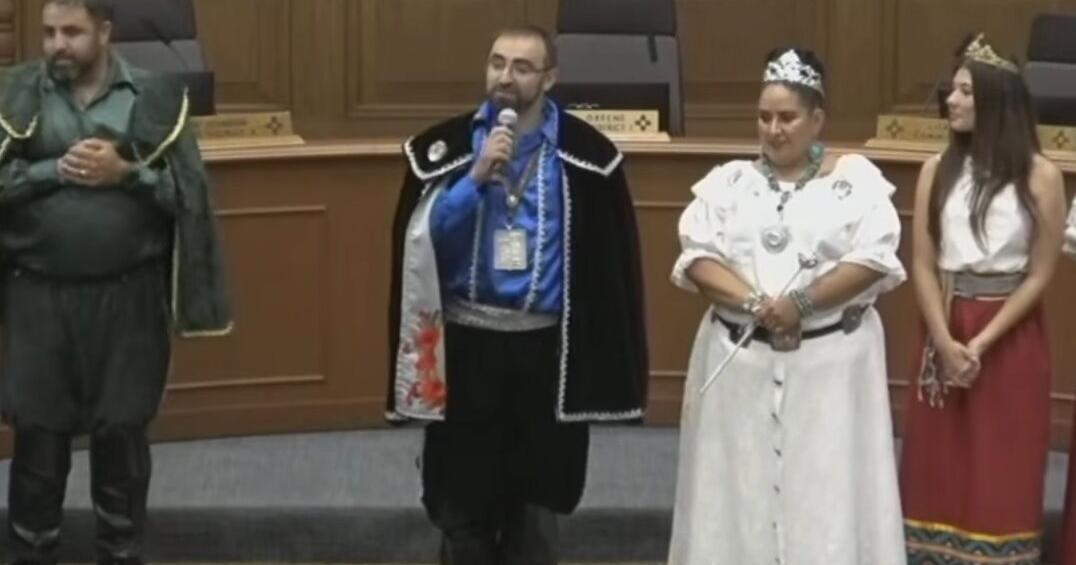 Ousted De Vargas performer, Santa Fe Fiesta Council tussle over $5K medallion, sword