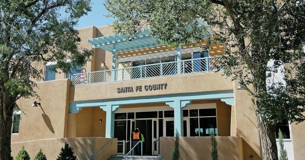 Santa Fe County eyes yearlong data center moratorium