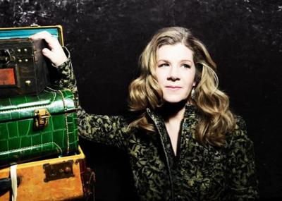 Pop with a political edge: Dar Williams