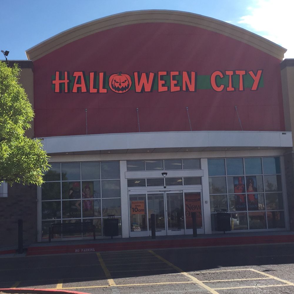 Pop up Halloween store could be just start of big changes at Santa Fe