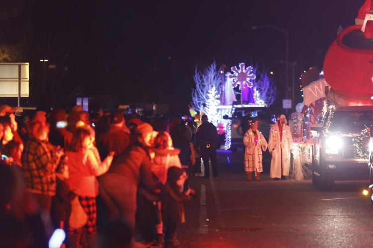 Española shines bright for Electric Light Parade Local News