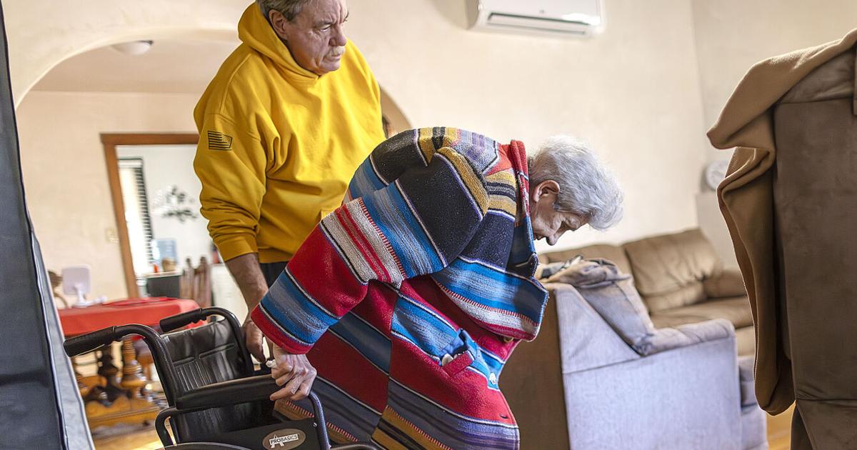 ‘Not enough of me to go around’: Caregiver shortage creates strain as more seniors age at home | Local News ‘Not enough of me to go around’: Caregiver shortage creates strain as more seniors age at home | Local News