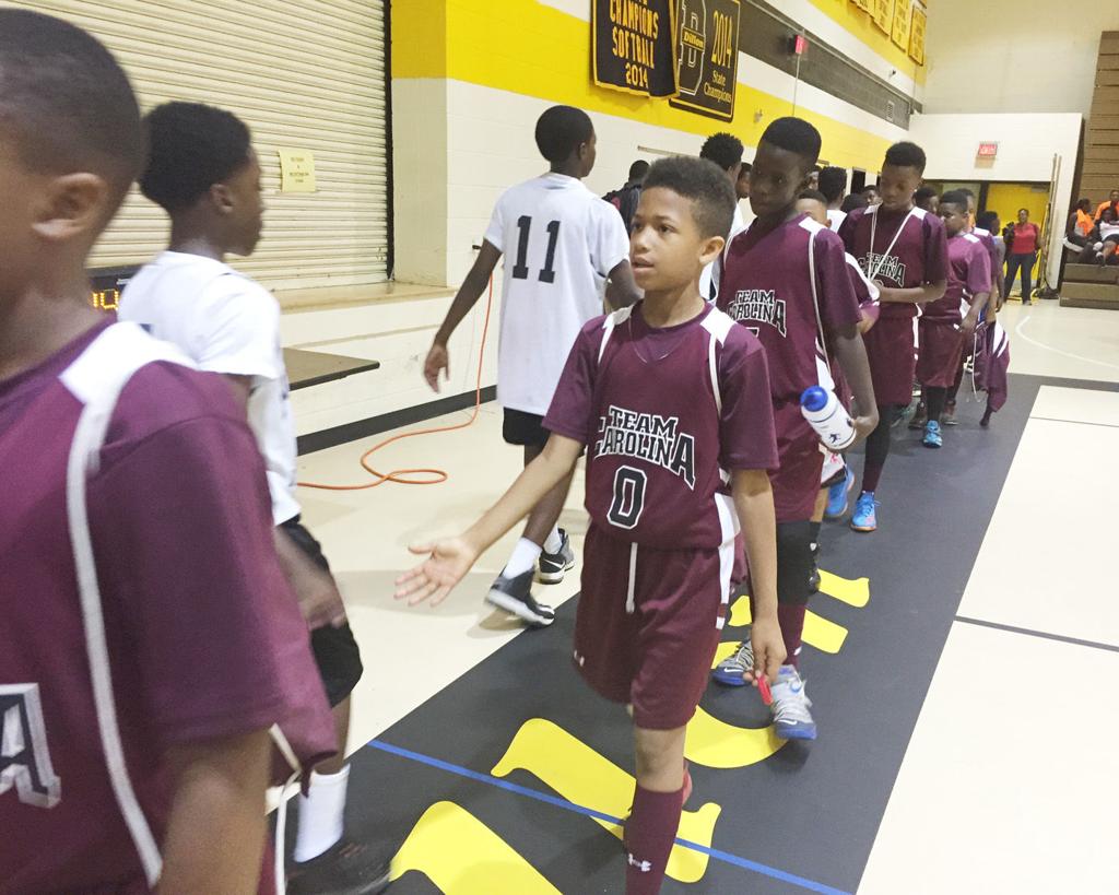 Aau Teams Compete In Dillon Battle Of The Border Sports Scnow Com