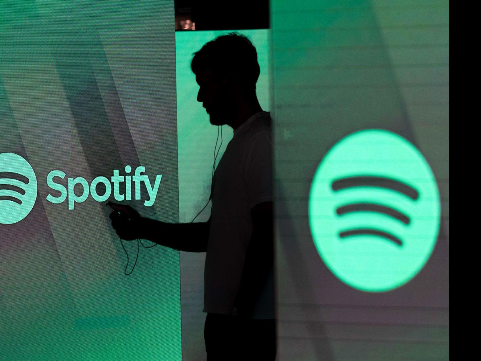 Drake Rihanna Kanye And More Highlight List Of Most Streamed Spotify Artists Of Last Decade Trending Scnow Com