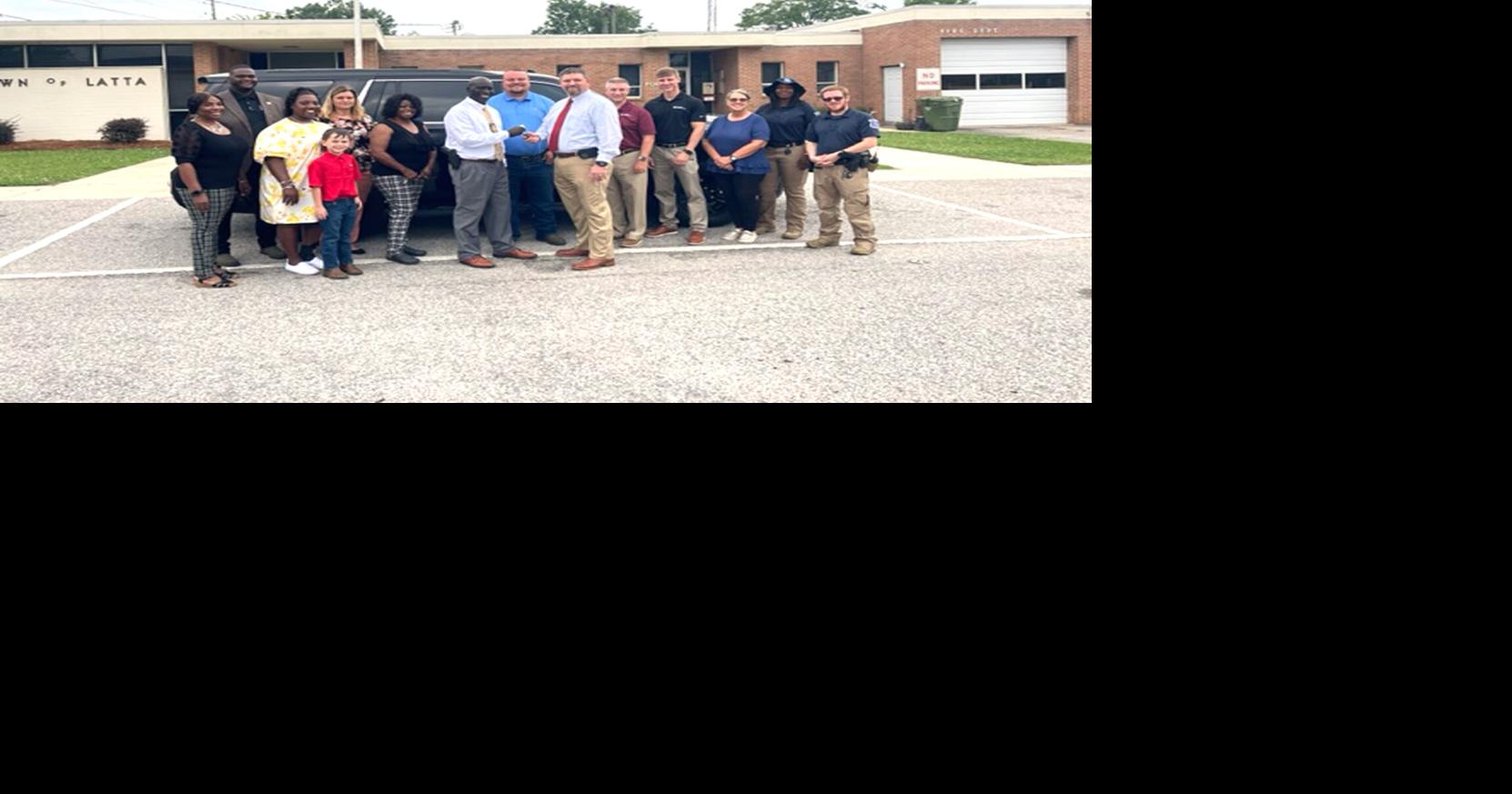 Anderson Brothers Bank donates SUV to Latta Police Department