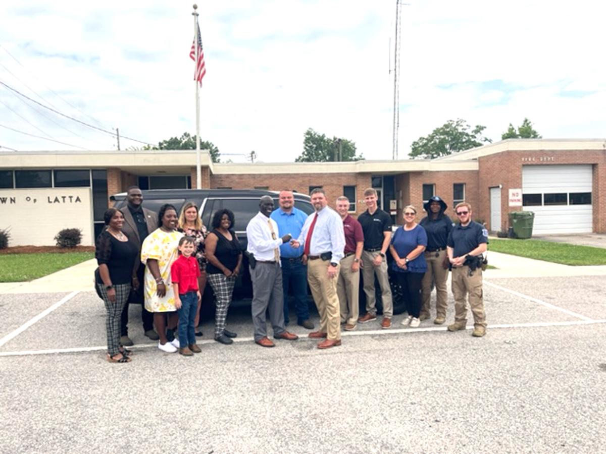 Anderson Brothers Bank donates SUV to Latta Police Department