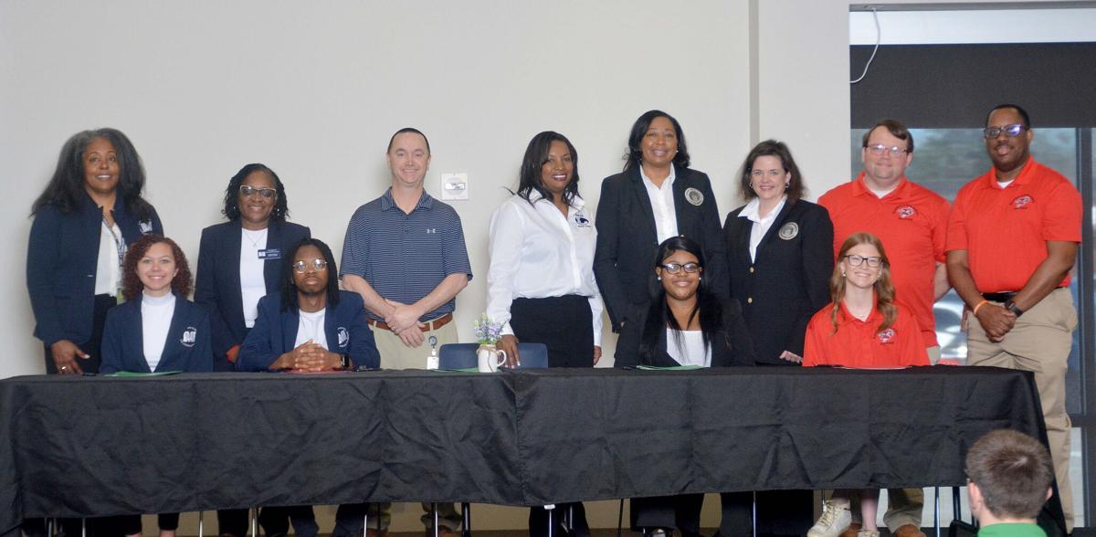SIGNING DAY