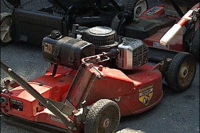 Ethanol Damaging Mowers And Other Small Engines Mechanics Say State Region Scnow Com