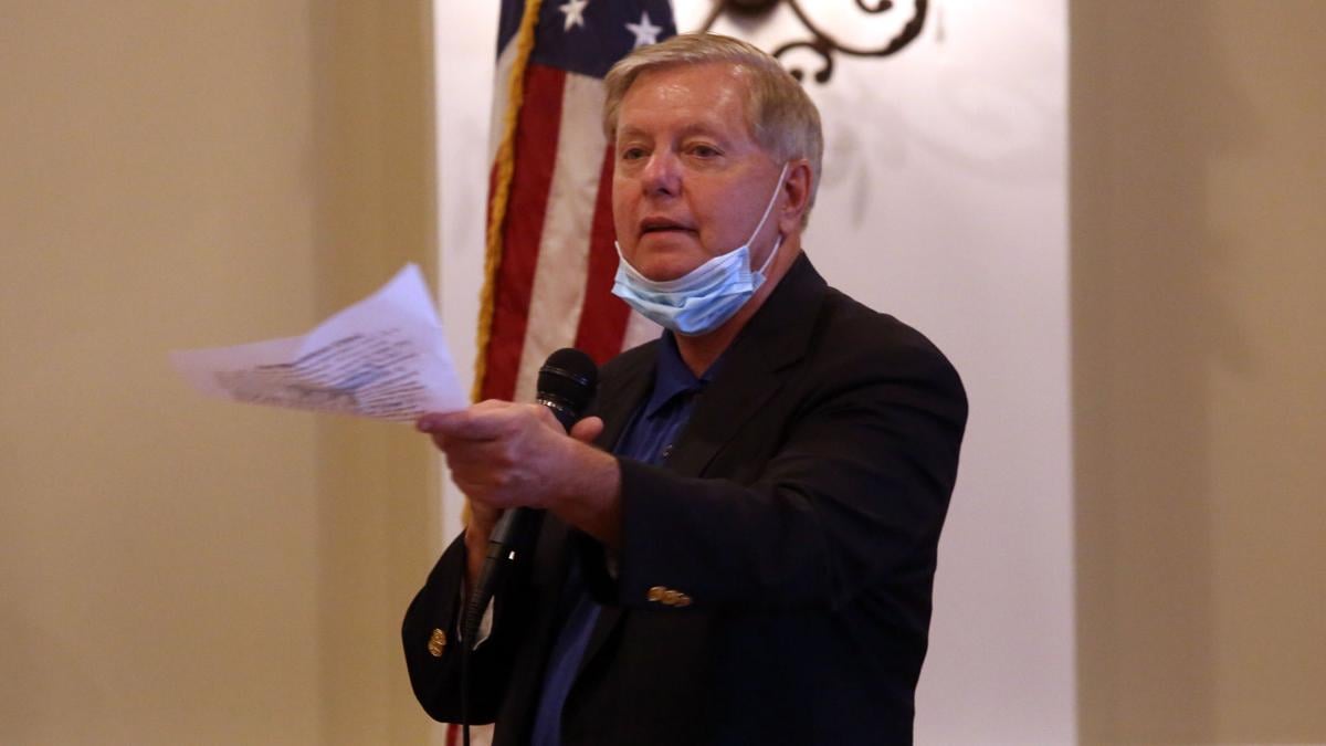 Lindsey Graham Stay Tuned On Mueller Investigation Local News Scnow Com