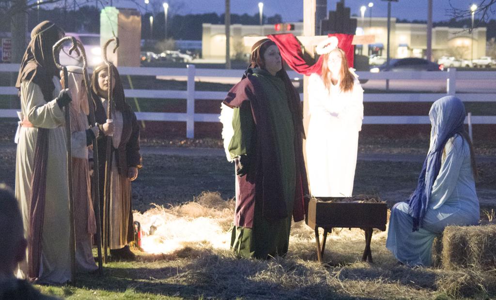 Photos Trinity Presbyterian Living Nativity News Scnow Com