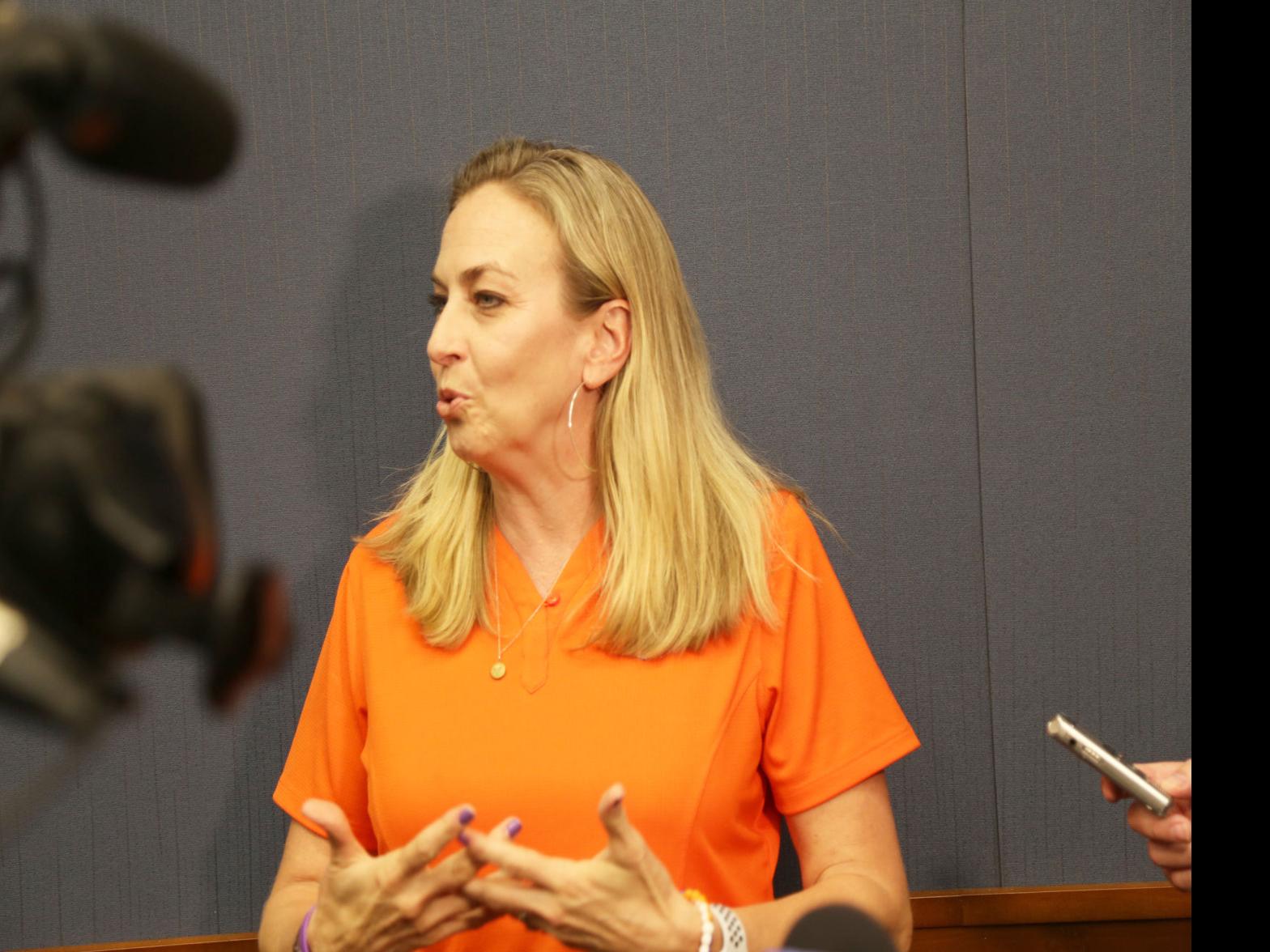 Clemson Women S Basketball Coach Grateful For Extension Excited