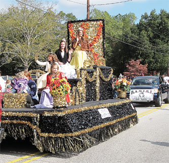 Catfish Festival draws a large crowd to Society Hill | Living | scnow.com